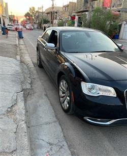 کرایسلەر 300